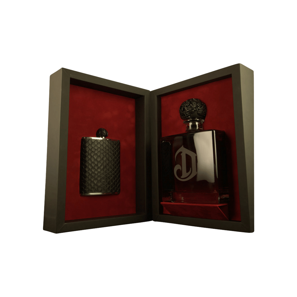 Deleon Leona Tequila w/ Flask
