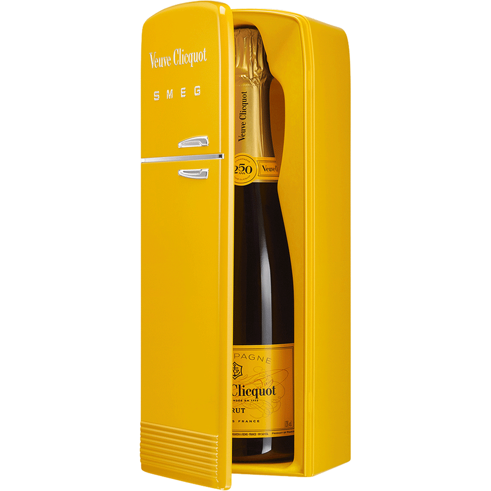 Veuve Clicquot Yellow Label Brut Champagne - Champagne delivered