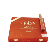 Oliva Serie V Melanio Churchill
