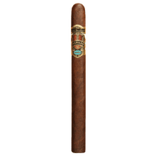 Alec Bradley Prensado Churchill