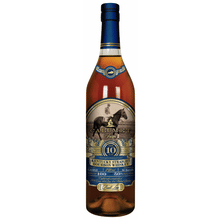 CALUMET キャリュメット　バーボン　ウイスキー Calumet Farm Kentucky Bourbon Whiskey