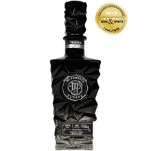 Mi Familia Flores Cristalino Anejo Tequila