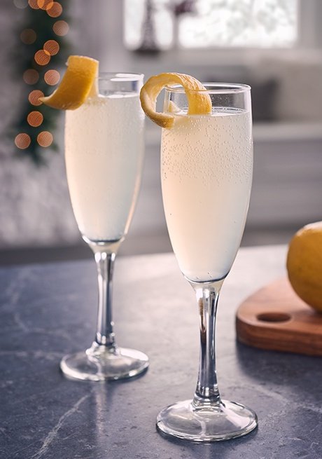 French 52 Sparkling Cocktail.