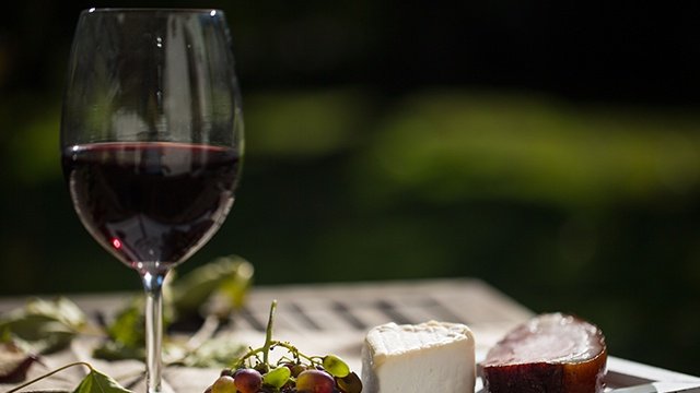 Wine And Cheese Party Pairings And Tips Reader S Digest